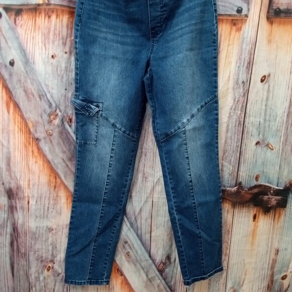 Women's DG2 Diane Gilman Stretch Blue Denim Jeans Size 28 x 28 - Picture 1 of 8